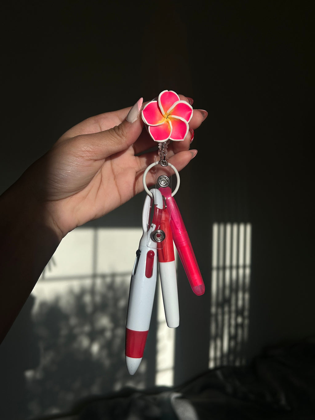 Pink Plumeria Badge Reel Pen Set