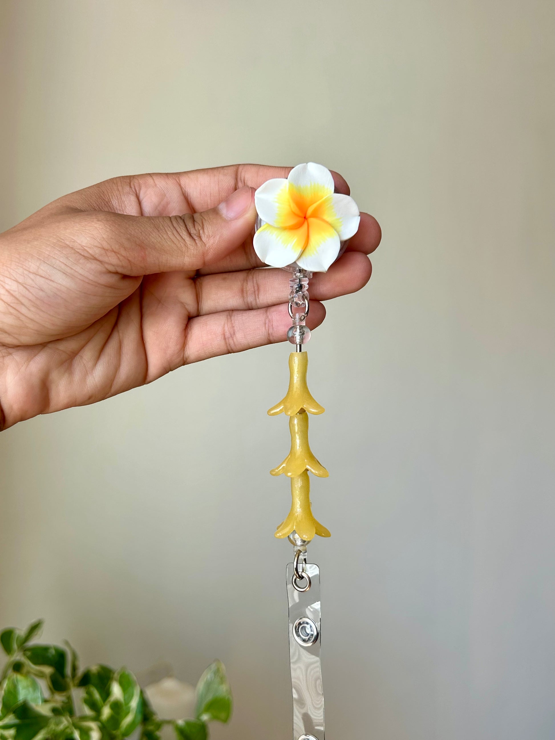 Yellow Pakalana Badge Reel Lei