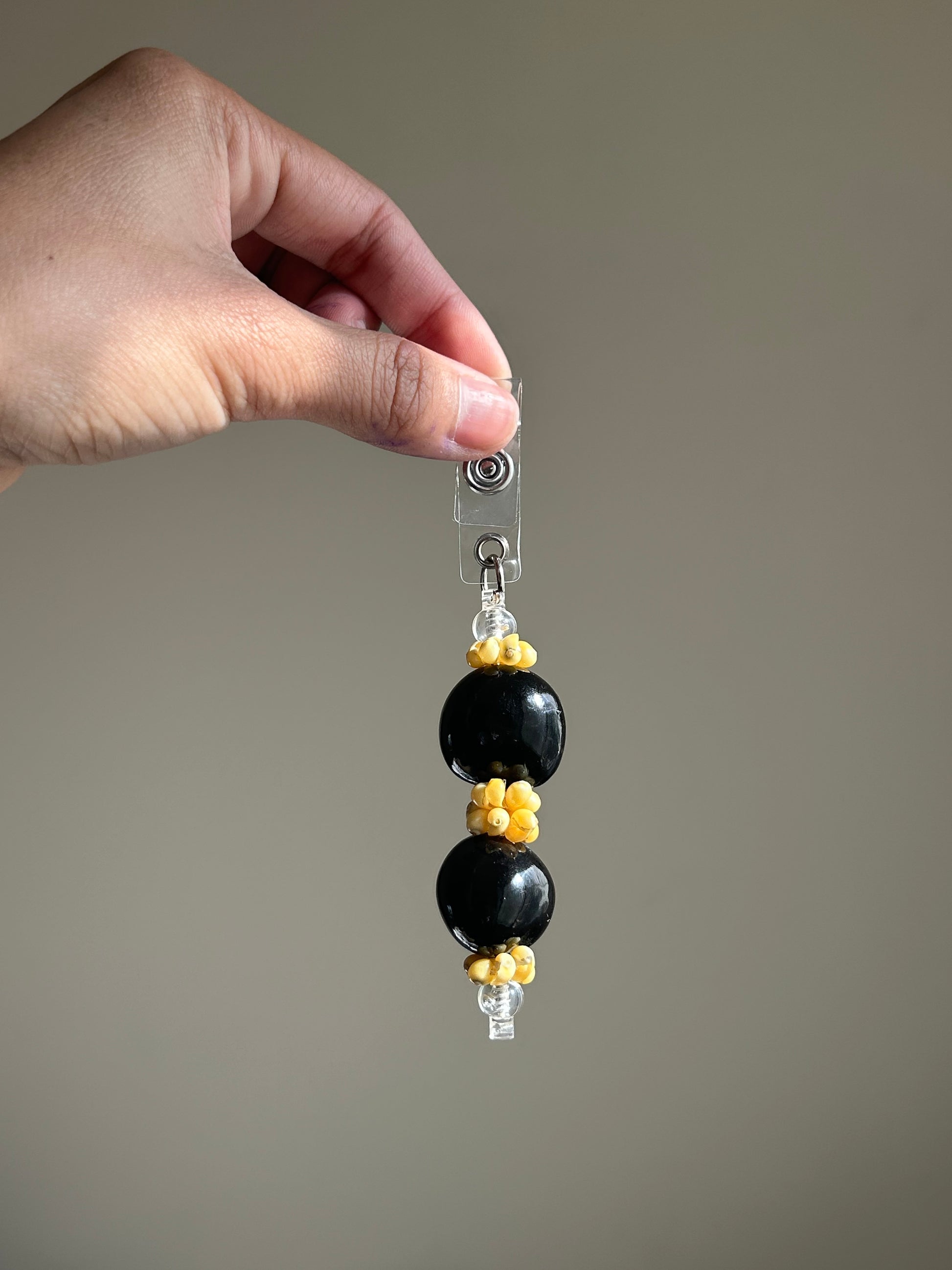Plumeria Badge Reel Lei - Blue