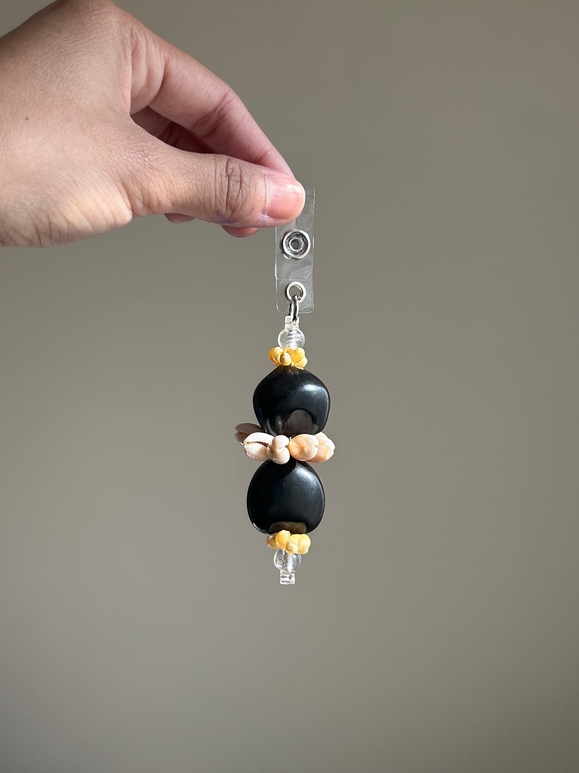 Plumeria Badge Reel Lei - Blue