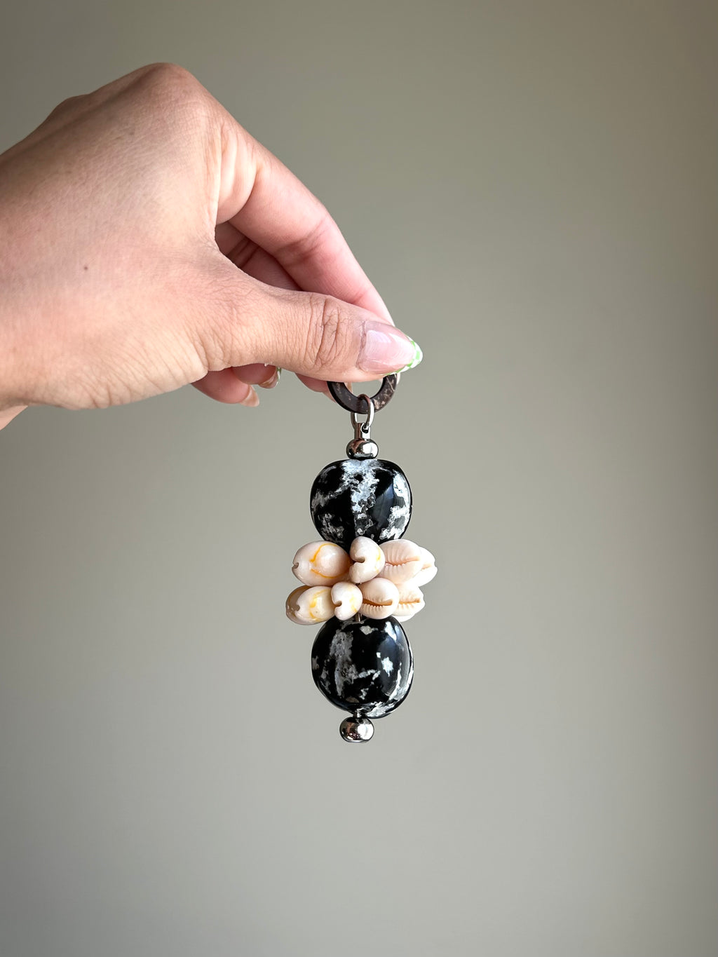 Black + White Tiger Kukui Nut Keychain