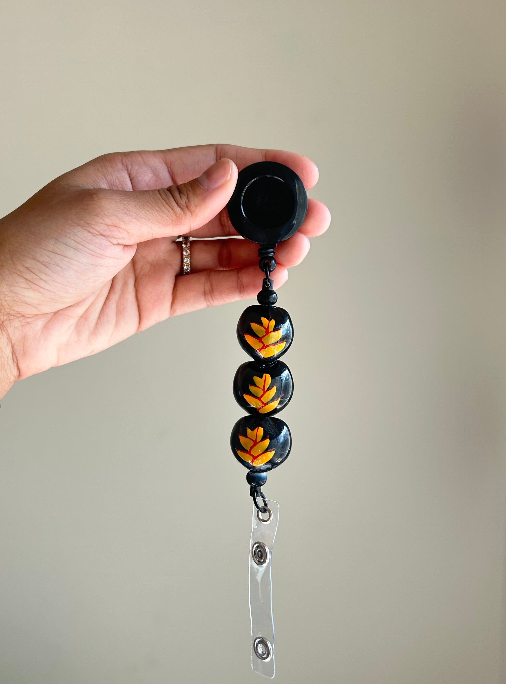 kukui nut badge reel  ID holder with retractable clip